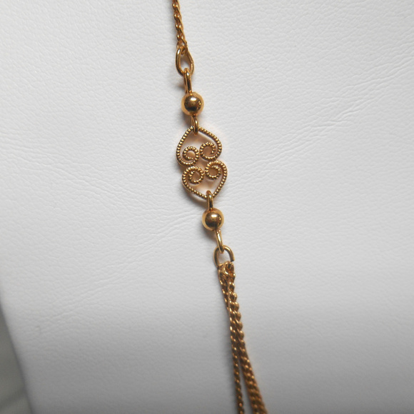 Artistry gold tone triple chain bottom necklace - Picture 3 of 5
